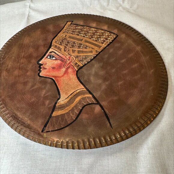 Vintage Egyptian Nefertiti Handmade Wall Decor Plate - Picture 10 of 10